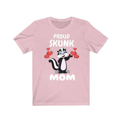Proud Skunk Mom T-Shirt - proud skunk mom print design