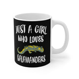 Just A Girl Who Loves Salamanders Lizard Tee Coffee Mug, Salamander Lover Gift, Salamander Animal Mug Image 2