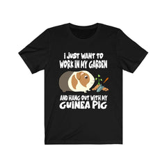 I work in my garden and hang with my guinea pig funny gardener cavy tee